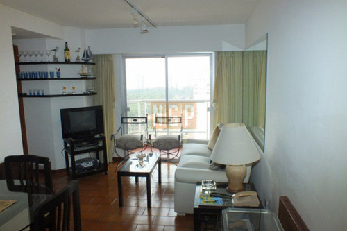 Apartamento En Lindisima Zona A Pasos De Punta Shopping - Ref: 4931
