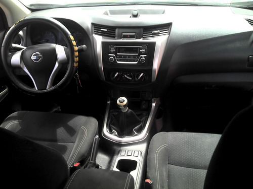 Imagen 10 de 14 de Nissan Frontier Xe 2016 Dob/cab Tela 2.5 Eng $ 69,600