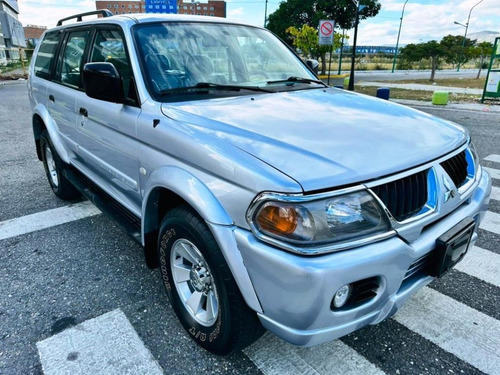 Imagen 3 de 18 de Mitsubishi Montero Sport Gls 2007 V6 4x2 Automático