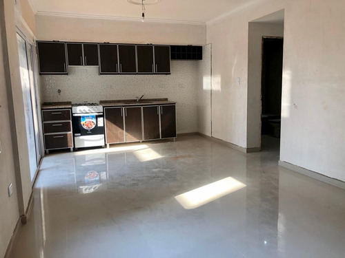 Imagen 4 de 11 de Departamento En Venta De 1 Dormitorio En San Justo