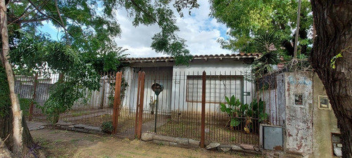 Imagen 3 de 26 de Casa 3 Amb Para Reformar, Sobre Lote 200 M2 En Ituzaingó