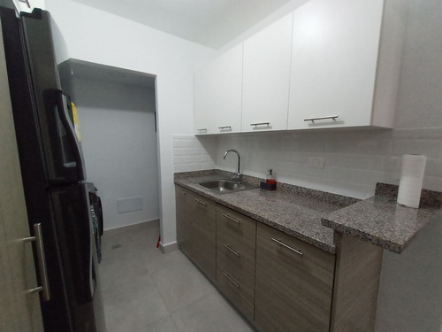 Alquiler En Veron - Punta Cana, Apartamento 2 Hab. + 2 Baños