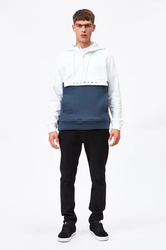 Anorak element clearance