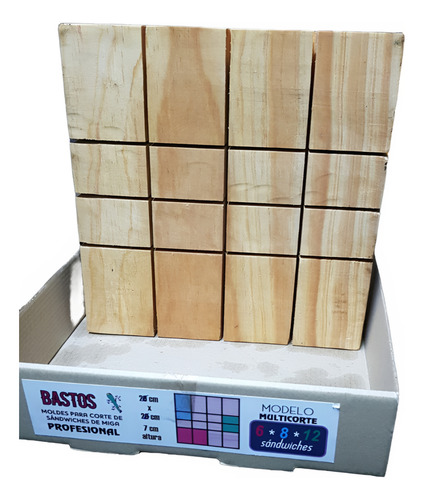 Molde Multiple Para Cortes Sandwich Miga En Madera C/ Manija