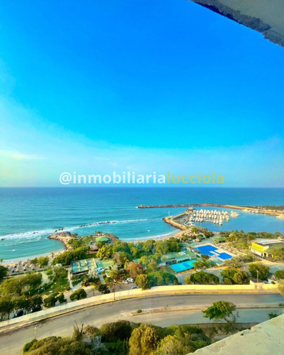Apartamento Con Vista Al Mar En Playa Grande, Ref 617