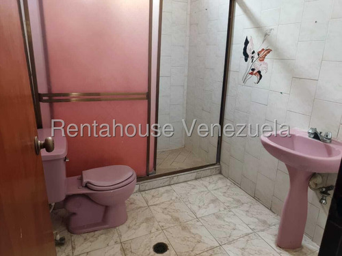 Casa En Venta En Palo Negro Aragua 25-8739 Irrr