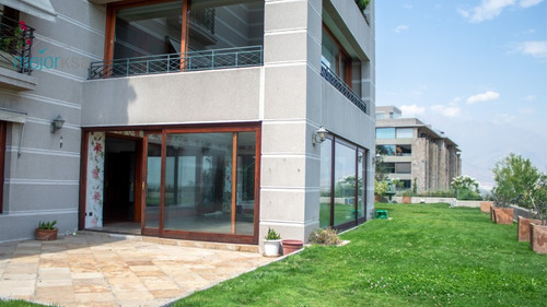 Departamento En Arriendo De 5 Dorm. En Vitacura