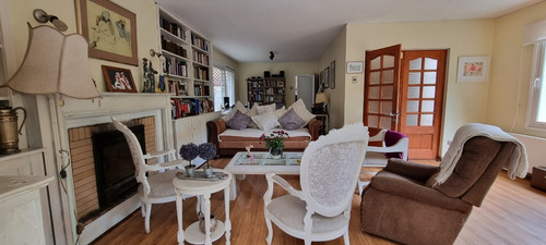 Excelente Casa Familiar Amplia Y Acogedora