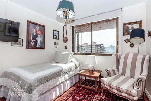 Departamento En Venta De 3 Dorm. En Las Condes