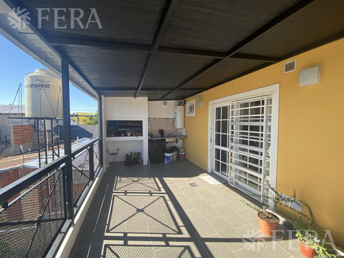 Alquiler De Departamento Tipo Casa Ph 3 Ambientes Con Parrilla En Quilmes