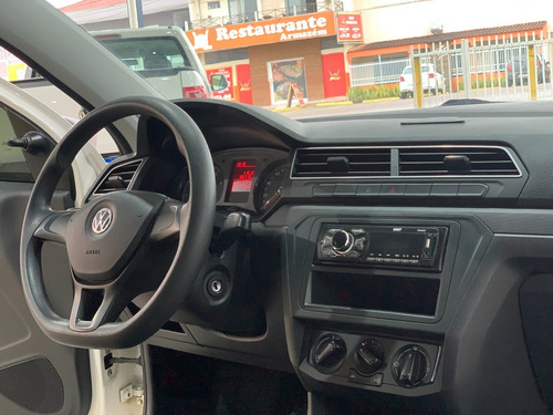 Imagem 11 de 19 de Volkswagen Voyage