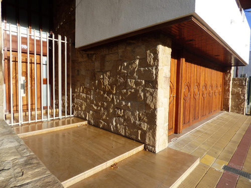 Imagen 3 de 30 de Casa En Venta En La Plata Calle 60 E/ 134 Y 135- Dacal Bienes Raices