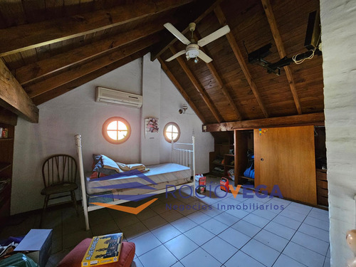 Casa En Venta Y/o Alquiler En Country Banco Provincia, Francisco Alvarez Moreno
