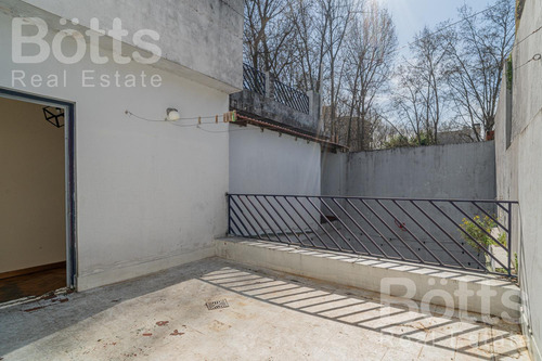 Casa 4 Amb Patio Terraza Y Cochera En Venta Villa Crespo