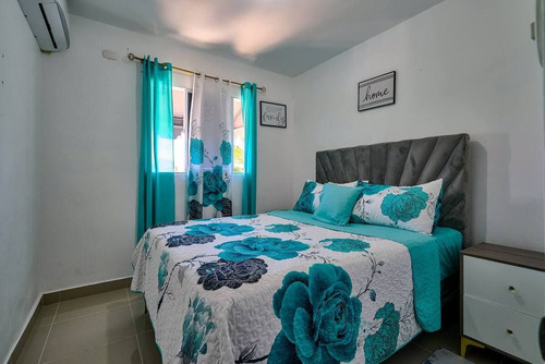 Apartamento En Venta En Santo Domingo Este De 3 Habitaciones.