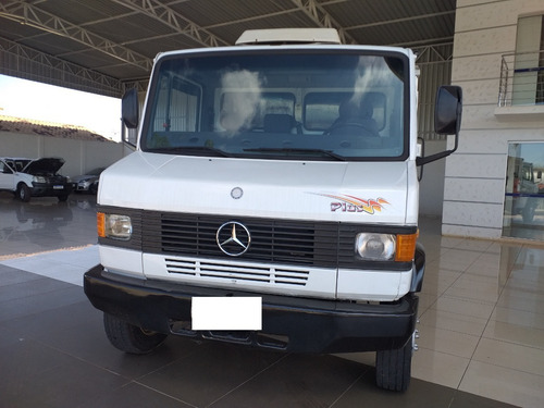 Imagem 2 de 7 de Caminhão Cabine Suplementar Mb 710 2003/2003