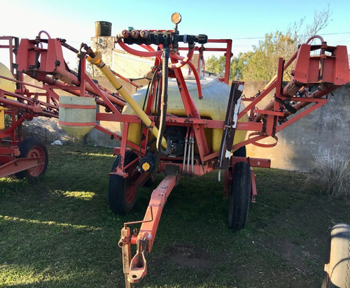 Imagen 7 de 9 de Pulverizador Barbuy 3000 Lts De 18 Mts