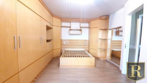 Casa Para Venda Em Guarapuava, Bonsucesso, 3 Dormitórios, 1 Suíte, 2 Banheiros, 6 Vagas - Cs-0032_2-1004250