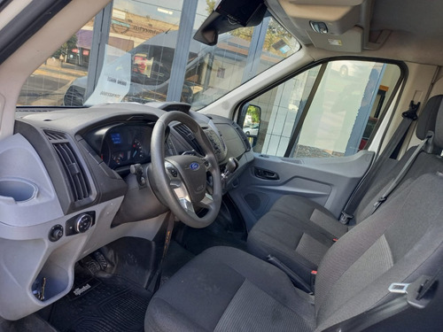 Ford Transit 2.2 Furgon Mediano 350m