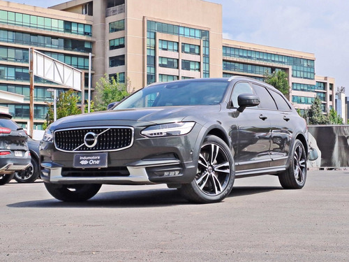 Volvo V90 Cross Country D5 2.0