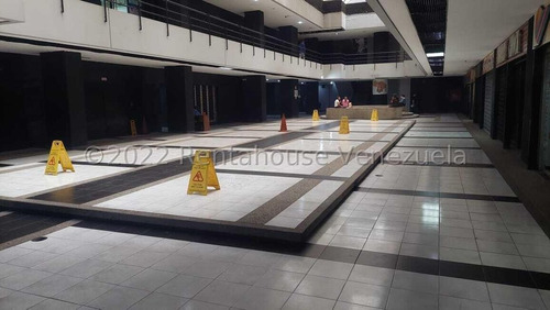 Imagen 11 de 15 de La Candelaria Local Comercial En Venta Jesús Enrique Díaz 22-25444 Caracas