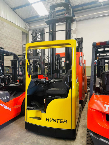 Imagen 1 de 10 de Apilador Hyster R1.6h Triple 8.5mts Desplazador