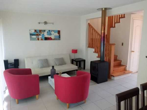 Casa Amoblada En Pucón (51648)