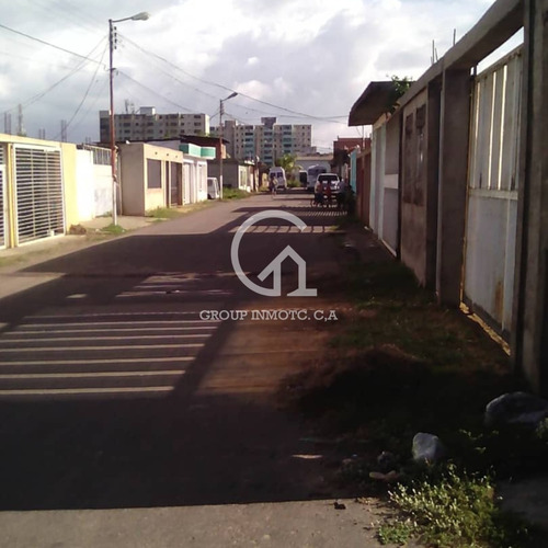 Imagen 5 de 5 de Group Inmotc Vende Terreno Con Anexo Tipo Estudio En La Urb. Villa Benito, Unare 2 - Puerto Ordaz