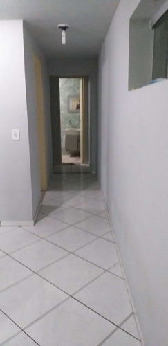 Prédio Inteiro À Venda Na Avenida Teixeira E Souza, Centro, Cabo Frio - Rj - Liv-10405