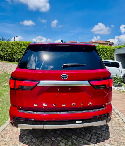 Toyota Sequoia 3.5 V6 Capstone