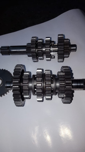Imagen 4 de 6 de Caja Engranajes De Cambios Kmx 125 Original Impecable