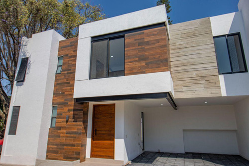 Hermosa Casa En Fraccionamiento Con Vigilancia