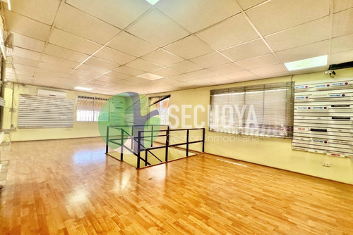 Bodega Industrial Equipada 800m2