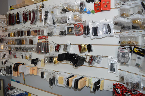 Venta Empresa / Fondo De Comercio Local / Tienda De Instrumentos, Repuestos Y Accesorios Musicales