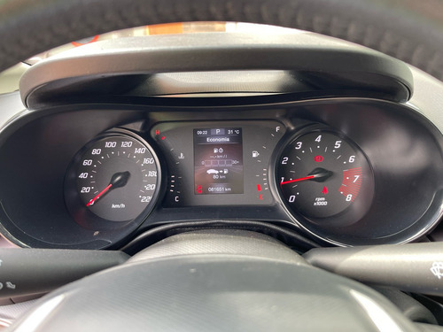 Fiat Cronos 1.8 Precision 16v Flex Aut. 4p