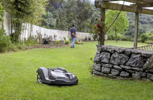 Imagen 7 de 10 de Robot Corta Cesped Automower Am 310mts Husqvarna