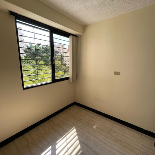 Imagen 9 de 14 de En Venta Apartamento En La Florida