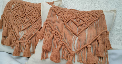 3 Cojines Tejidos A Macramé (manta Y Tejido En Capuchino)