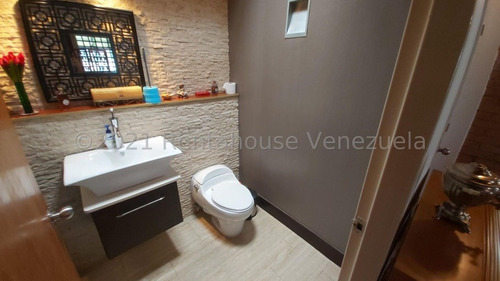 Imagen 15 de 30 de Casa En Venta 22-3768 En Cumbres De Curumo Wp 04120104330