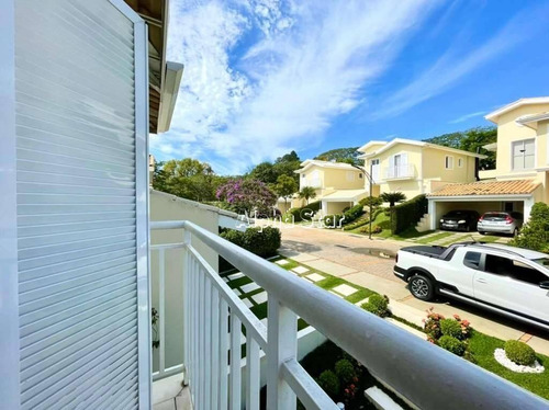Imagem 25 de 28 de Casa Reformada, Confortável, Iluminada, Alto Padrão, Venda - Nascente Da Granja Viana - Cotia/sp - Ca2791