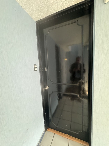 Casa Estilo Modernista, En Venta Ubicada En Tlalnepantla Cod. Zv1392