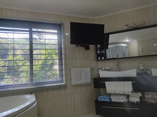 Silvia Jaramillo Vende Elegante Casa Monteclaro Lagunas