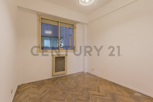 Imagen 28 de 30 de Venta Departamento 4 Ambientes Grandes Balcón Balvanera
