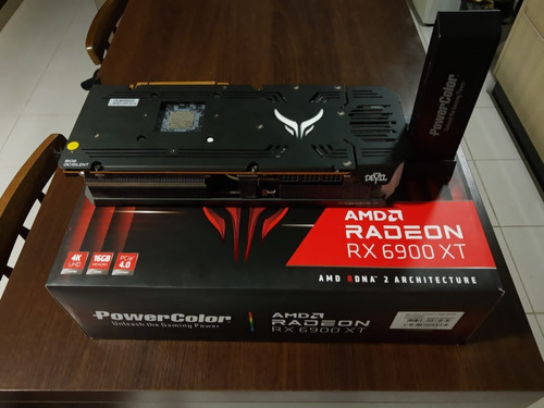 Imagem 1 de 3 de Placa De Vídeo Amd Powercolor Red Devil Radeon 6900xt