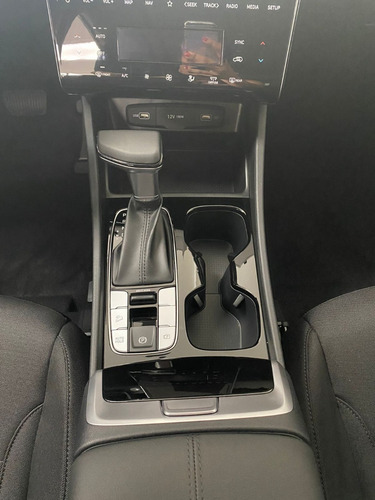 Imagen 8 de 17 de Hyundai Tucson Nx4 Attraction At - 23