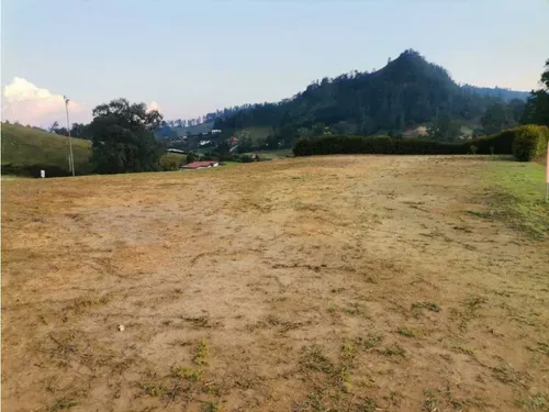 Venta De Lote Con Vista En Unidad Cerrada En El Retiro (ldc)