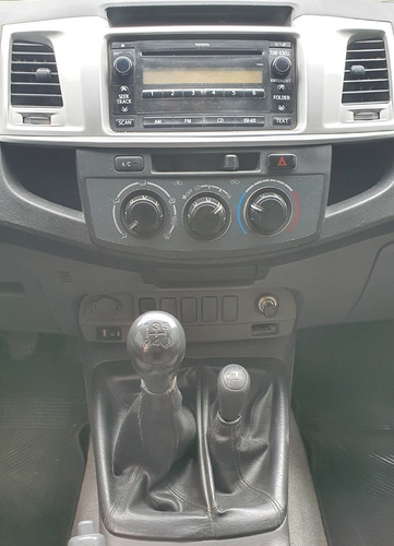 Impecable Toyota Hilux 4x4 Sr 3.0 Año 2012 Con Solo 156000km