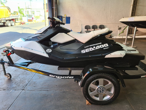 Jet Ski Spark 2014