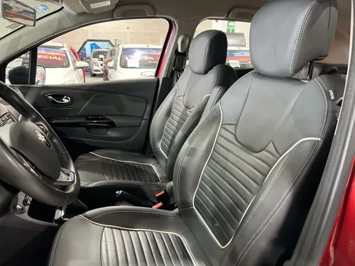 Renault Captur 2.0 Iconic At
