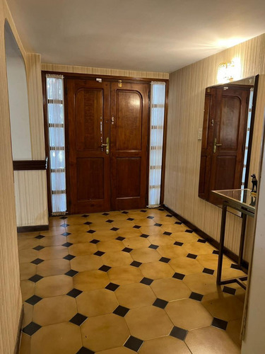 Casa De Categoría En Venta - Bajada Del Cerro